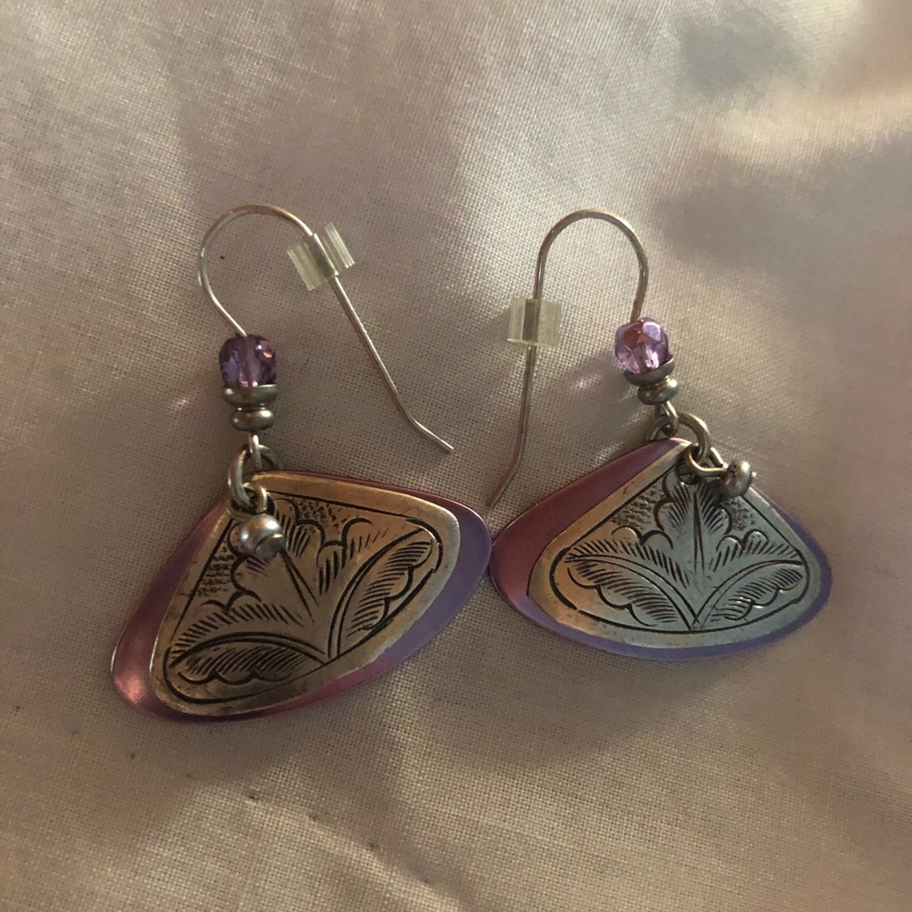 Elegant or casual Light earrings